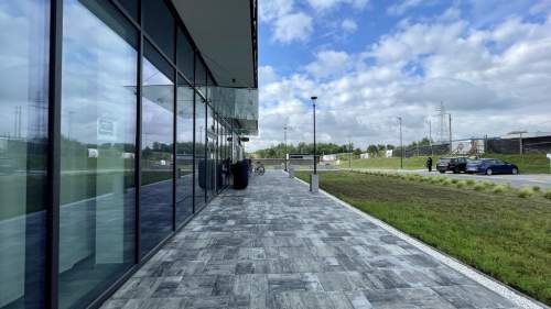 Nowoczesny lokal usługowy 102 m2
