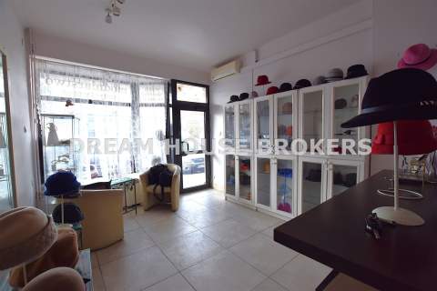 Lokal 40 m pod salon lub gabinet