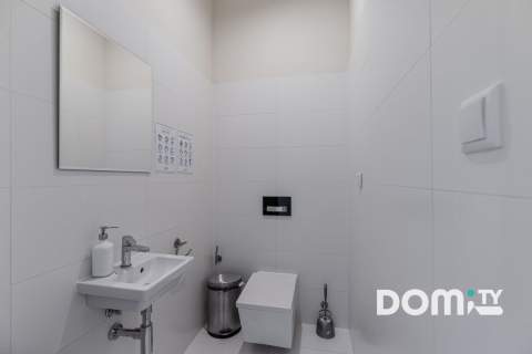 130 m2, witryny, dobra widoczność, nowoczesny