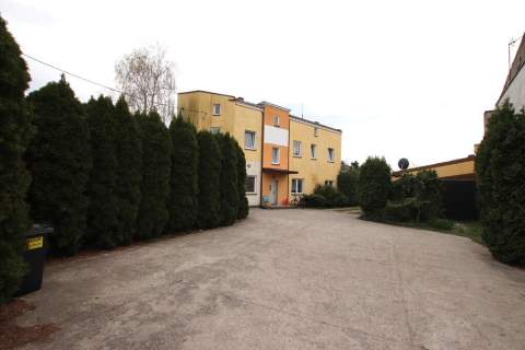 Budynek mieszkaniowo-handlow-usługowy.