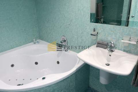 Elegancki apartament na Miasteczku Garaż Ochrona