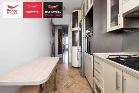 3 pokoje 60 m duży balkon miejsca postojowe