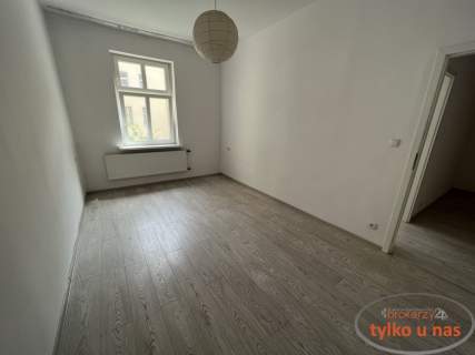 BEZCZYNSZOWE / 2 pok. CENTRUM JEŻYC - WAWRZYNIAKA