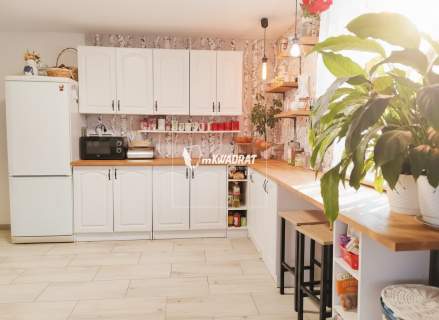 Poniemiecki dom na sprzedaż.