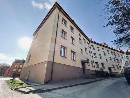 Środkowe Duża piwnica Parking Po termomodern