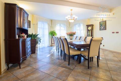 Prestiżowa nieruchomość w Koźminie 340m2