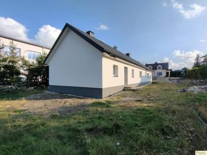 Sprzedam budynek parterowy ok 130m2 w centrum Wojcieszkowa