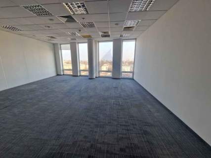 Biuro do wynajęcia 500m2 Mokotów metro.