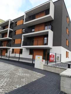 Bezczynszowe 1 piętro 37,50 z balkonem