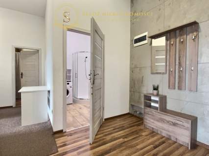 Bezczynszowe 86m2 Garderoba Schowek, 1. Piętro