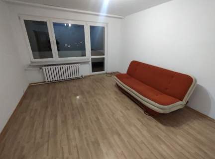 2 pokoje 47 m 1 piętro balkon