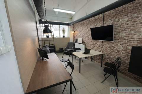 lokal usługowy / magazynowy   180 m   Siedlce