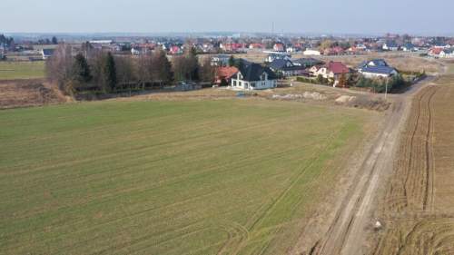 DZIAŁKA INWESTYCYJNA USŁUGOWA NA TERENIE MIASTA