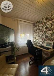 Urokliwe mieszkanie na pierwszym piętrze