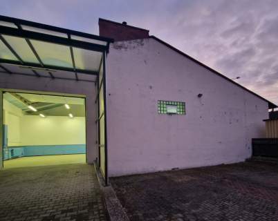 Obiekt przemysłowych/ nieruchomość komercyjna / parking / pl