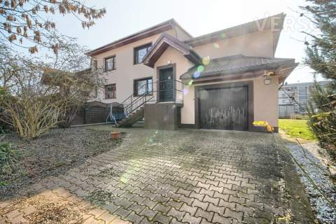5 osobnych pokoi, bliźniak na dużej działce 1087m2