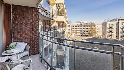 Salwator - studio, balkon, komórka lok.