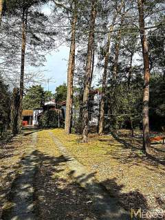 JÓZEFÓW, działka 935 m2 z niewielkim domem