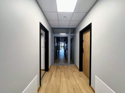 Nowoczesny lokal 32 m2 pod usługi medyczne