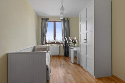 5 pokoi Mokotów 2 balkony Top floor 