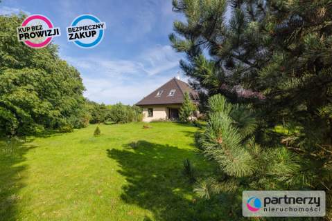 Piękny dom z bardzo dużą działką, spokojna okolica
