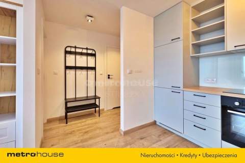 Mokotów 2 pokoje po remoncie, balkon, parking