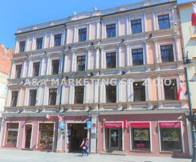 Mały lokal z umywalką PIOTRKOWSKA 60