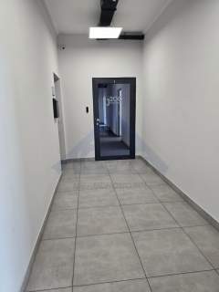 Do wynajęcia biuro Włochy 195m2