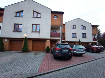 bardzo ładne, 2-POK. Garaż BOREK FAŁĘCKI