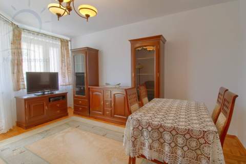 Umeblowane 3 pokoje, garderoba, duży balkon