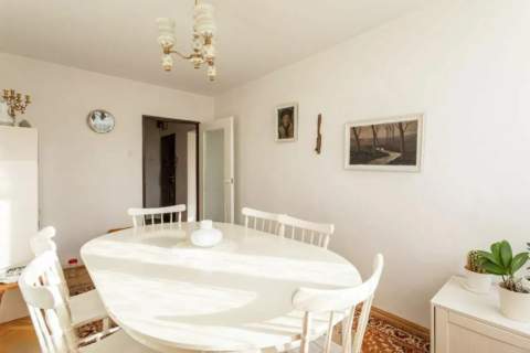 -BISKUPIN-ROZKŁAD-82m2-4pok-MEDIA MIEJSKIE-BALKON-