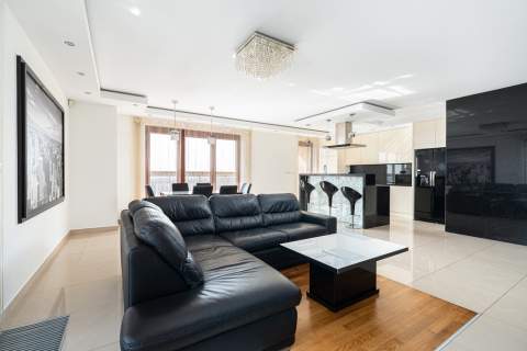 4 pok. apartament z wyjątkowym widokiem, Mokotów