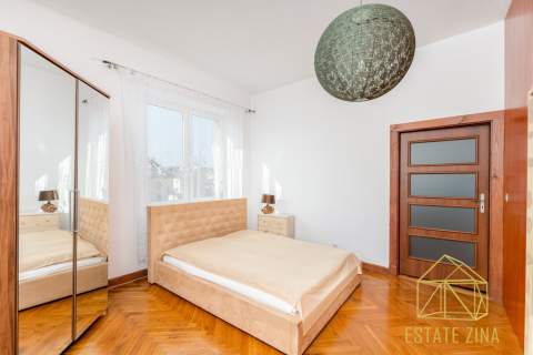 Widok na Wawel/70m2/kamienica/ul.Bogusławskiego
