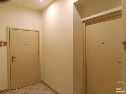 Funkcjonalny apartament w pobliżu Parku Chopina