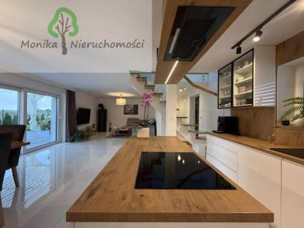 Nowy, nowoczesny, gotowy do zamieszkania - dom