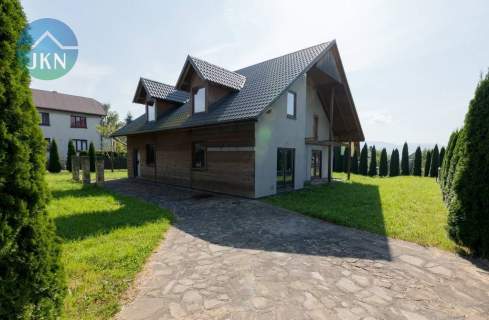 Pietrzykowice-Jezioro Żywieckie - dom dwulokalowy