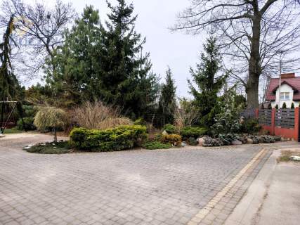 Sprzedam parterowy dom o pow. 129,1 m2 w Helence