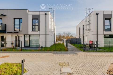 Mieszkania blisko centrum, zabudowa szeregowa