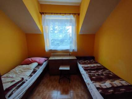Sprzedam budynek wykorzystywany jako Hostel