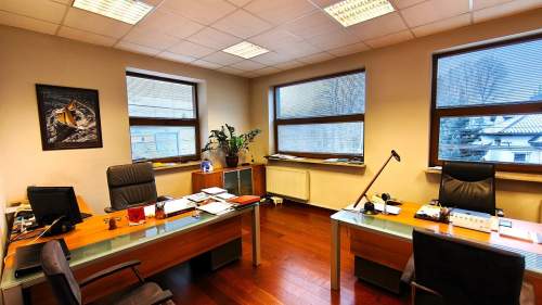Budynek produkcja magazyn biuro 1037 m2 Pruszków