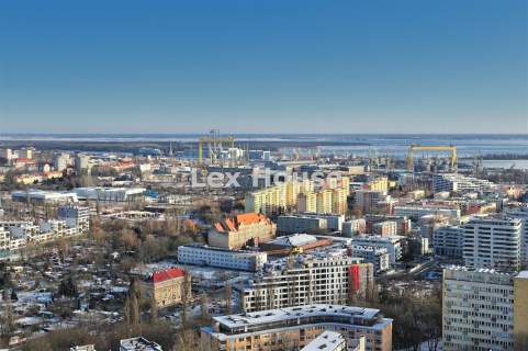 Sprzedam 3 pokoje Hanza Tower.