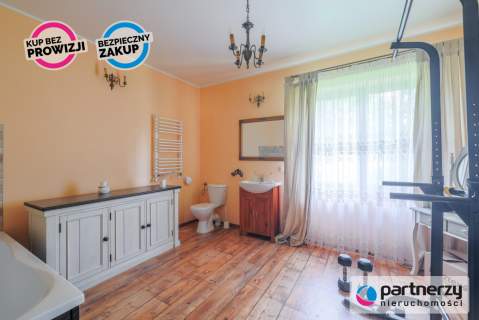 Piękny dom z bardzo dużą działką, spokojna okolica
