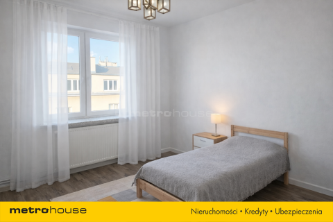 3 pokoje 78mkw/ centrum Błonia/ duży potencjał.