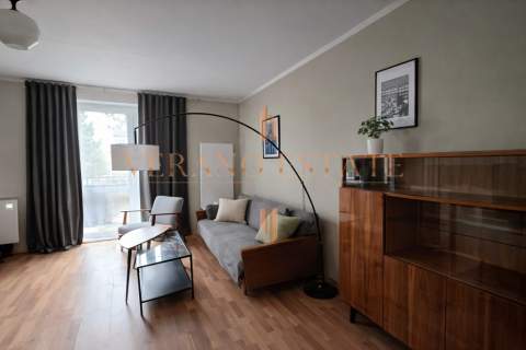 2 pokoje 50 m Parter I Balkon