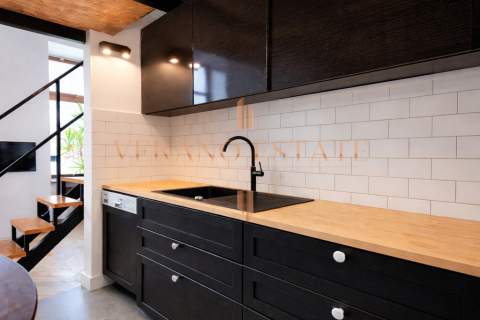 Wysoki 4,6 m loft w zabytkowej kamienicy