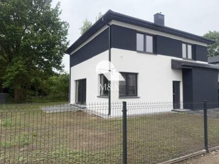 Bliźniak 182m2 z podwójnym garażem