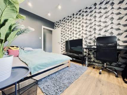 2019 Dwustronne Duży balkon Garaż 