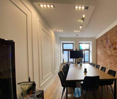 135 m2- Chmielna- Prestiżowy lokal w kamienicy