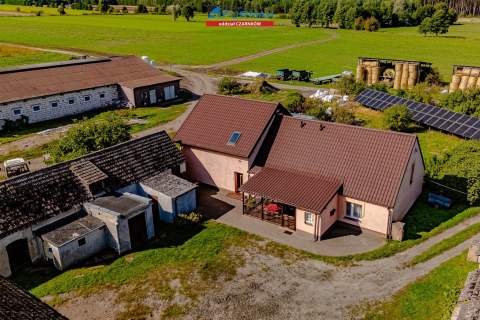 Nieruchomość komercyjna na sprzedaż, 1500 m2, Wrzeszczyna
