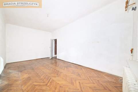 Kawalerka, Mokotów, Łazienki Królewskie, Tramwaj